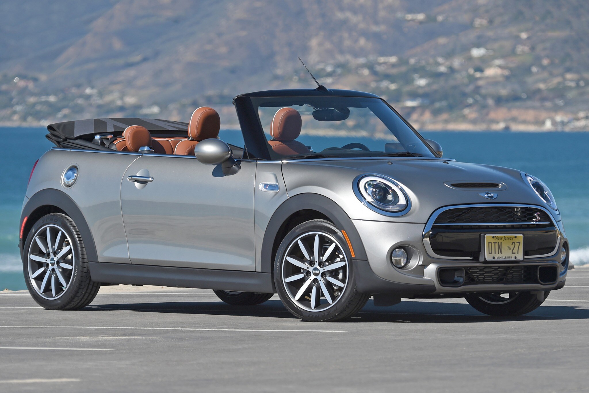 2017 mini convertible convertible cooper s fq oem 1 2048