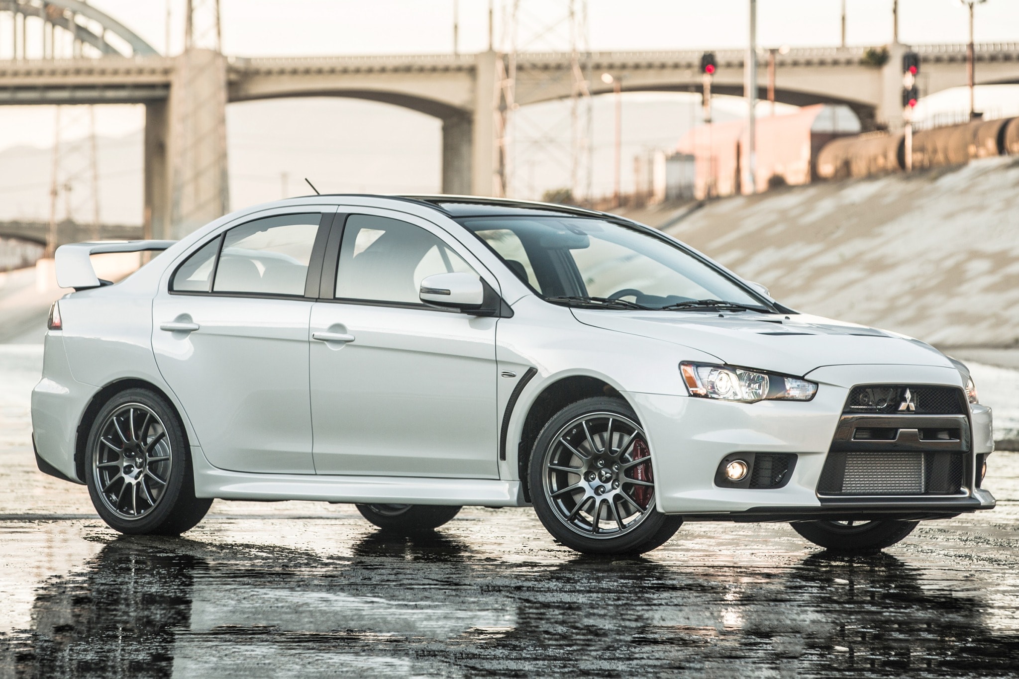 2015 mitsubishi lancer evolution sedan final edition fq oem 1 2048