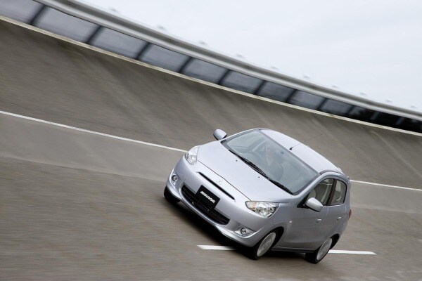 Mitsubishi Mirage Picture
