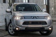 2014 Mitsubishi Outlander GT 4dr SUV Exterior