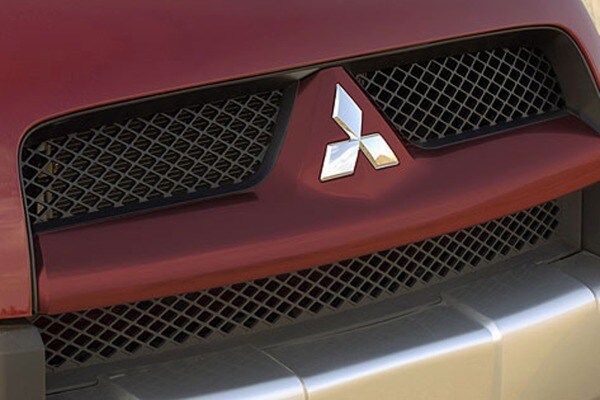 2006 Mitsubishi Raider Picture