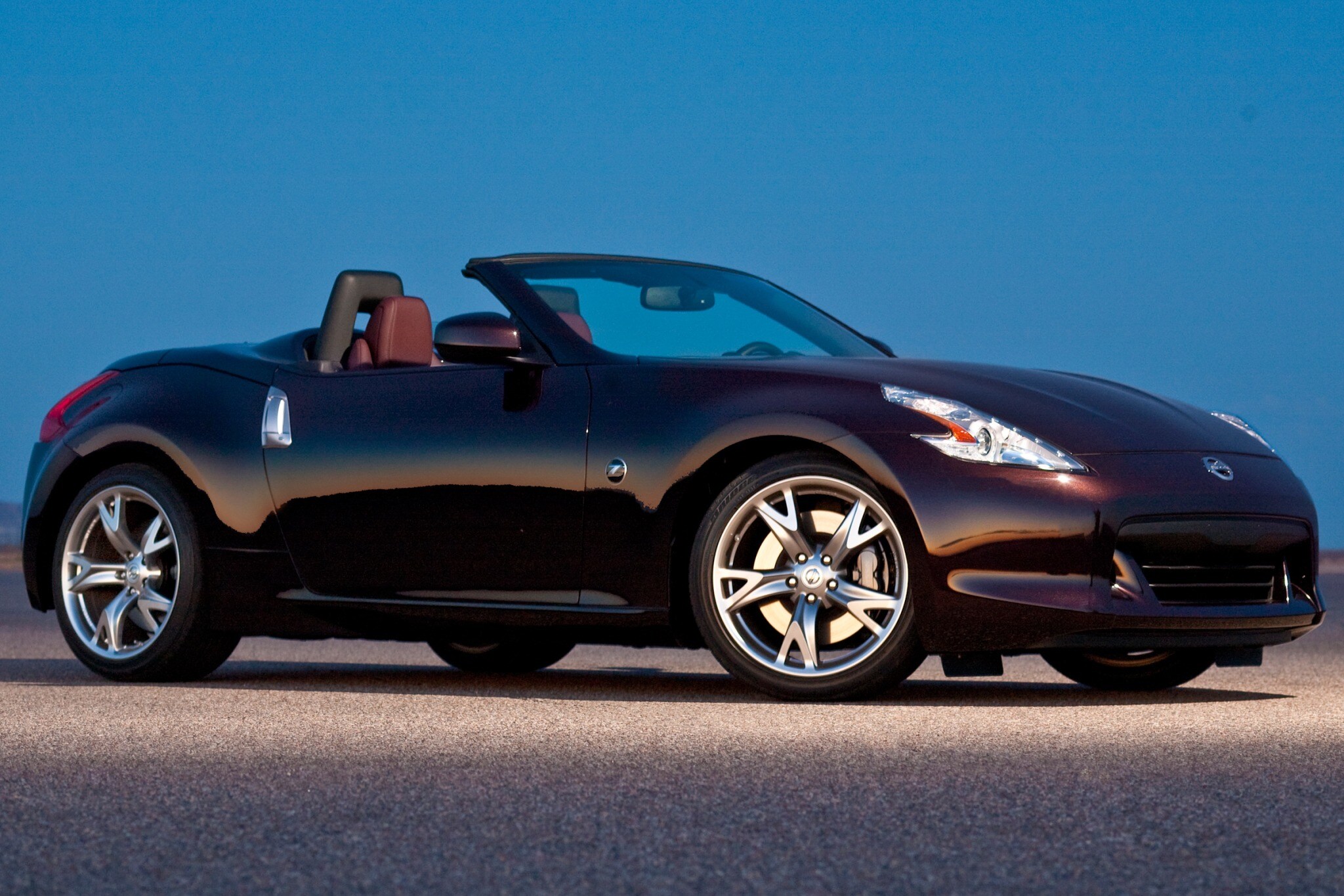 2010 nissan 370z convertible touring fq oem 3 2048