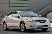 2010 Nissan Altima 2.5 S Sedan Exterior