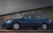 2012 Nissan Altima 2.5 SL Sedan Shown