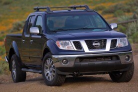 2013 Nissan Frontier SL Crew Cab Pickup Exterior