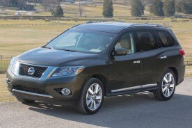 2013 Nissan Pathfinder Platinum 4dr SUV Exterior