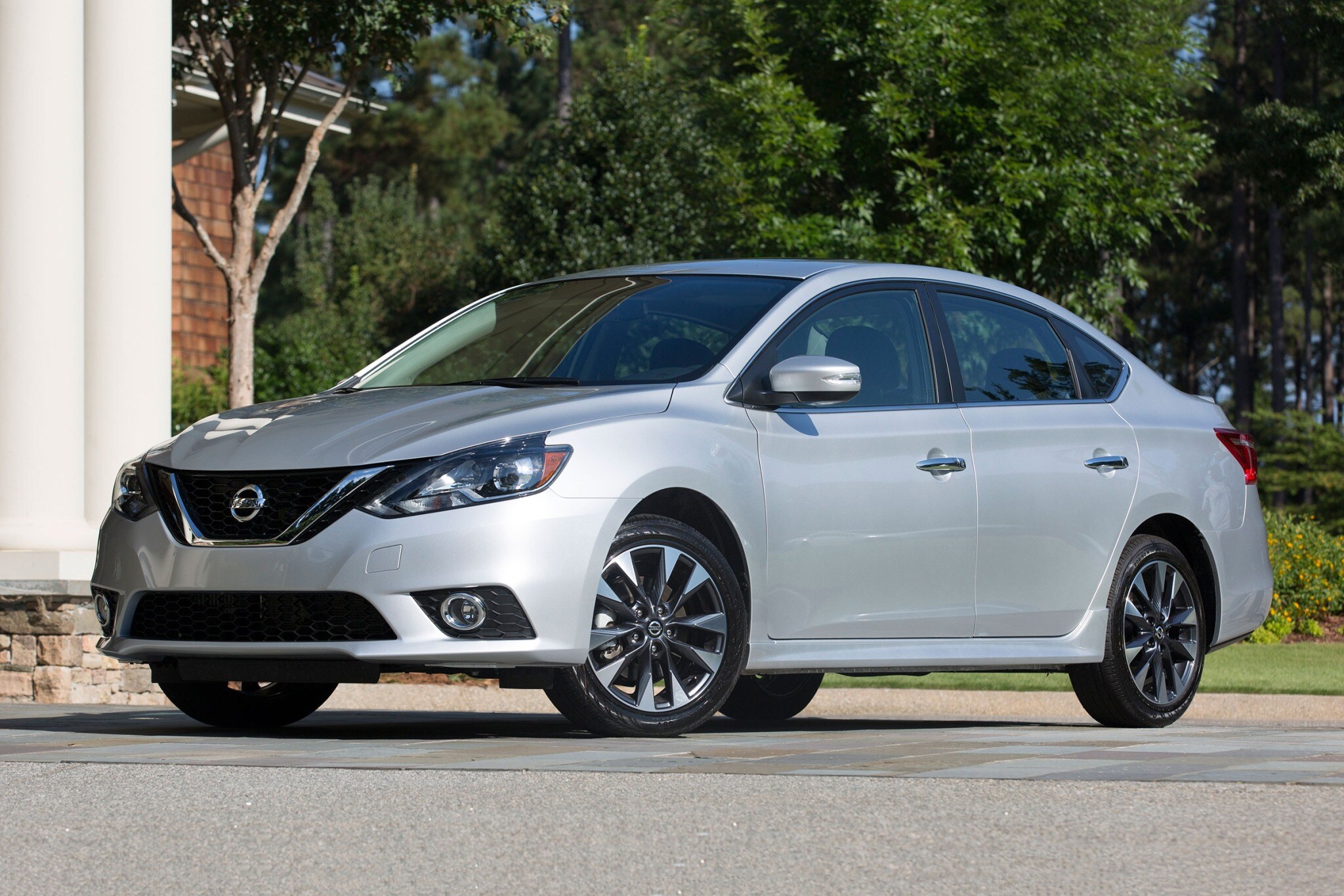 2017 nissan sentra sedan sr turbo fq oem 1 2048