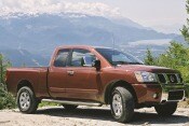 2007 Nissan Titan LE Extended Cab Pickup Exterior