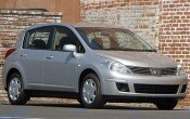 2008 Nissan Versa 1.8 SL Hatchback