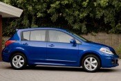 2010 Nissan Versa 1.8 SL 4dr Hatchback Exterior
