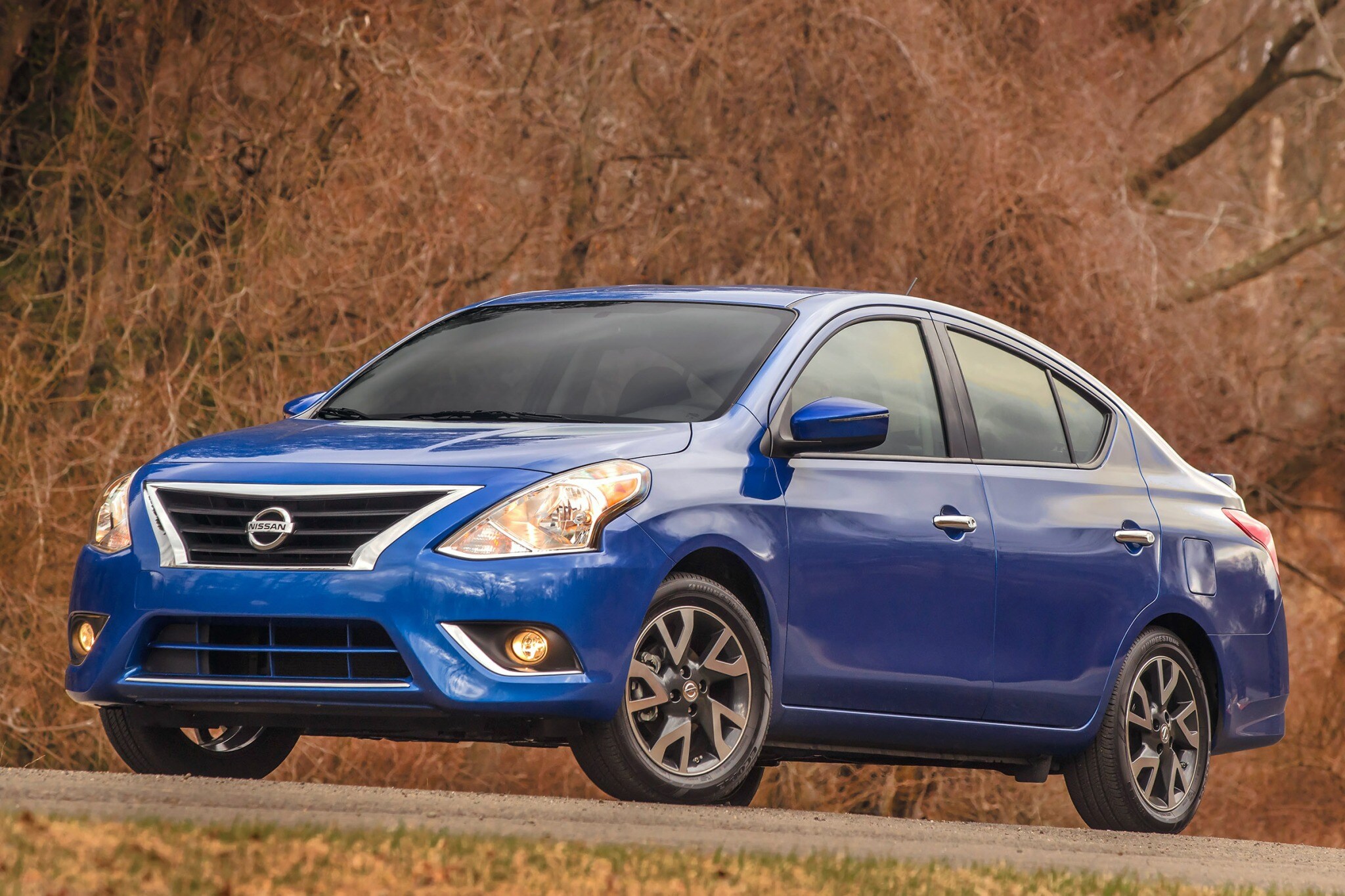 2015 nissan versa sedan 16 sl fq oem 1 2048