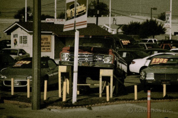 Used Car Dealership Picture