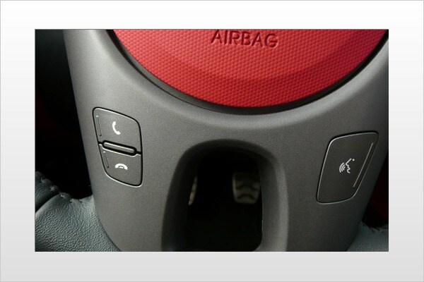 2009 Kia Soul Sport - Steering Wheel Buttons