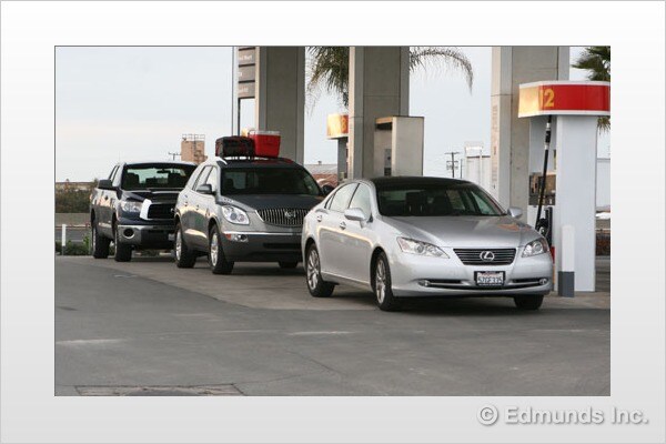 Gas-saving Tips - Fueling up