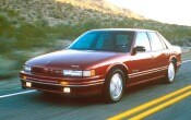 1990 Oldsmobile Cutlass Supreme 4 Dr International Sedan
