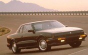 1990 Oldsmobile Toronado 2 Dr Trofeo Coupe