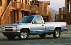1993 Chevrolet C/K 2500 Series 2 Dr C2500 Silverado Standard Cab SB Shown