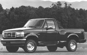 1995 Ford F-150 2 Dr XLT Standard Cab Stepside SB