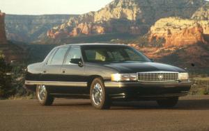 1996 Cadillac DeVille 4 Dr Concours Sedan