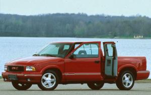 1997 GMC Sonoma 2 Dr SLE Extended Cab Stepside SB with Third Door
