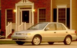 1997 Kia Sephia 4 Dr GS Sedan