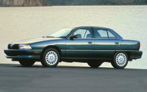 1997 Oldsmobile Achieva 4 Dr SL Series II Sedan