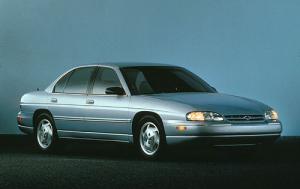1998 Chevrolet Lumina 4 Dr LS Sedan