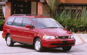 1998 Isuzu Oasis 4 Dr LS Passenger Van