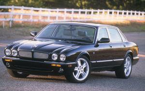 1998 Jaguar  XJ-Series 4dr XJR Supercharged Sedan