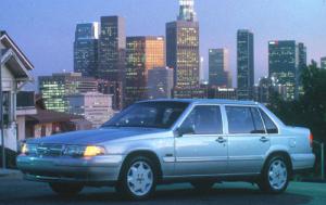 1998 Volvo S90 4 Dr STD Sedan