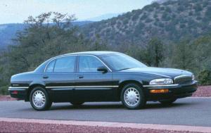 1999 Buick Park Avenue 4 Dr STD Sedan
