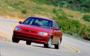 1999 Kia Sephia 4 Dr LS Sedan