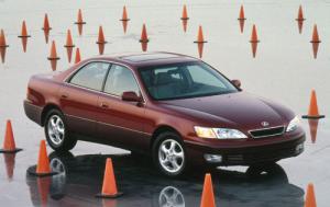 1999 Lexus ES 300 4 Dr STD Sedan