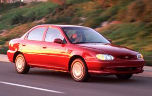 2000 Kia Sephia 4 Dr LS Sedan
