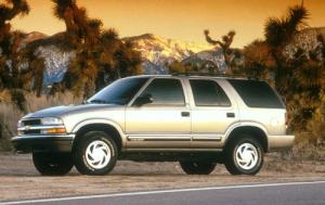 2001 Chevrolet Blazer LT 4WD 4dr SUV
