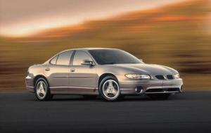 2002 Pontiac Grand Prix SE Sedan