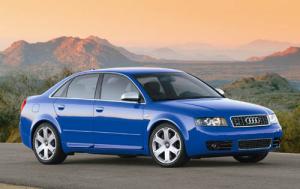 2004 Audi S4 quattro AWD 4dr Sedan