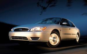 2004 Ford Taurus SES 4dr Sedan