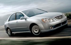 2004 Kia Spectra LX 4dr Sedan
