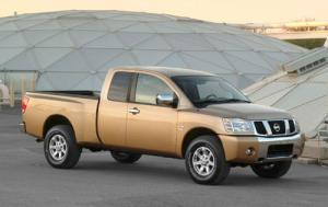 2004 Nissan Titan 4dr Extended Cab