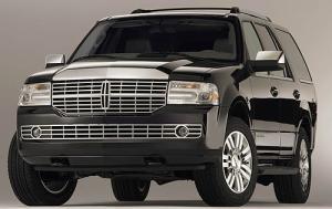 2008 Lincoln Navigator Luxury SUV Shown
