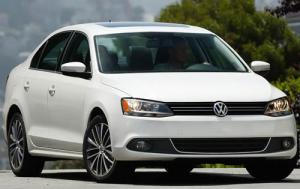 2011 Volkswagen Jetta SEL Sedan Shown