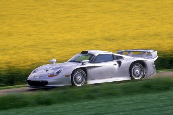 1996 Porsche 911 GT1 Stra&szlig;enversion Picture