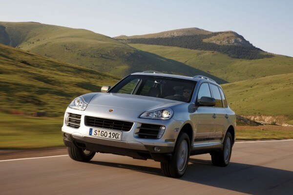 2011 Porsche Cayenne S Hybrid Picture