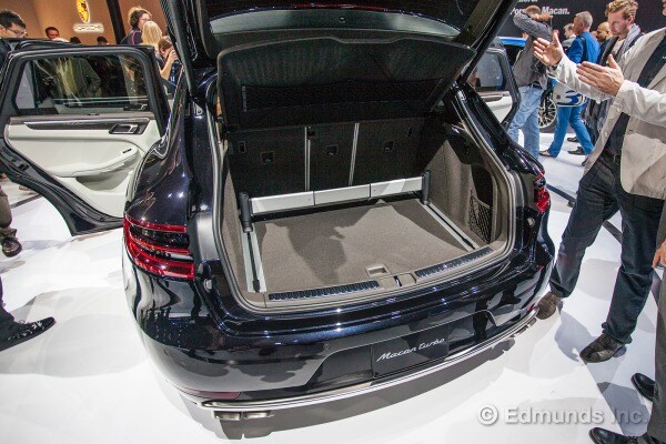 2015 Porsche Macan Pictures Amp Photo Gallery Edmunds Com