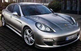 2011 Porsche Panamera Sedan Shown