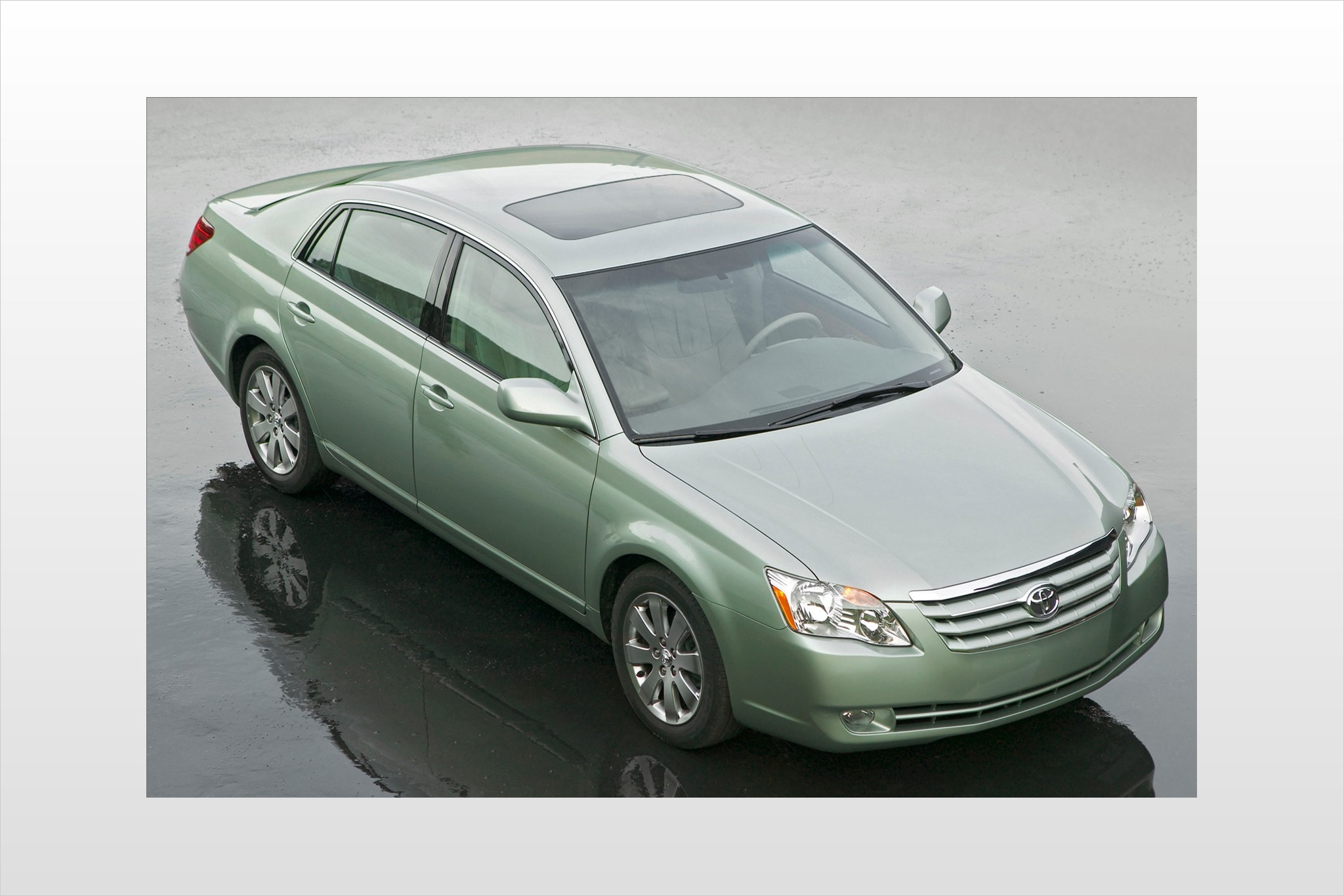 2007 toyota avalon sedan xls fq oem 4 2048