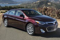2013 Toyota Avalon XLE Sedan Exterior