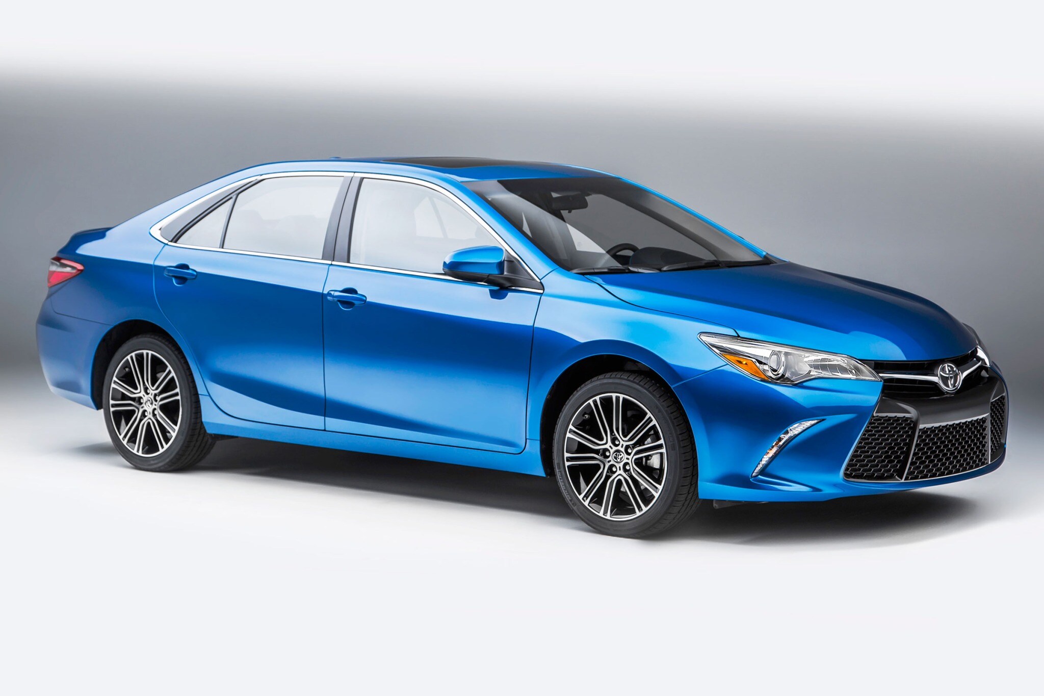 2016 toyota camry sedan se special edition fq oem 1 2048