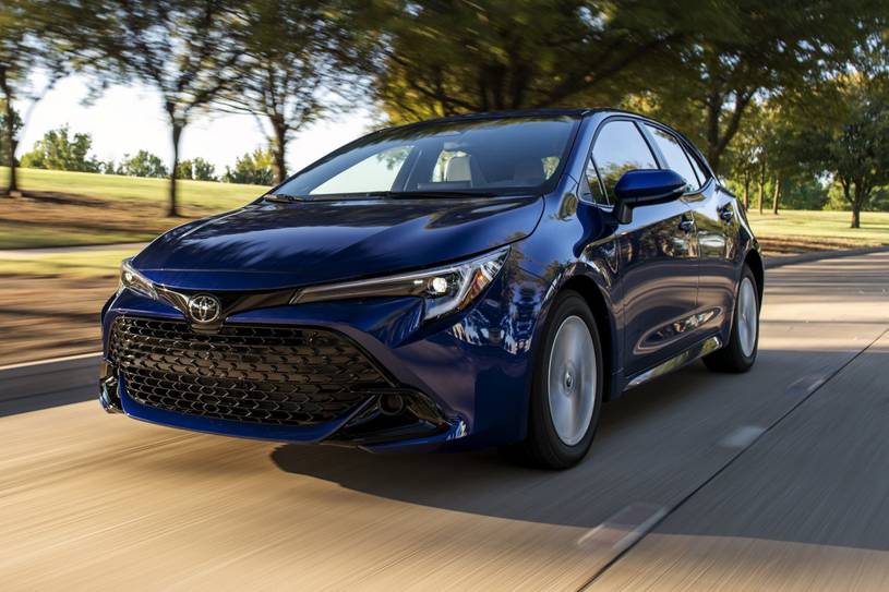 2025 Toyota Corolla Hatchback SE